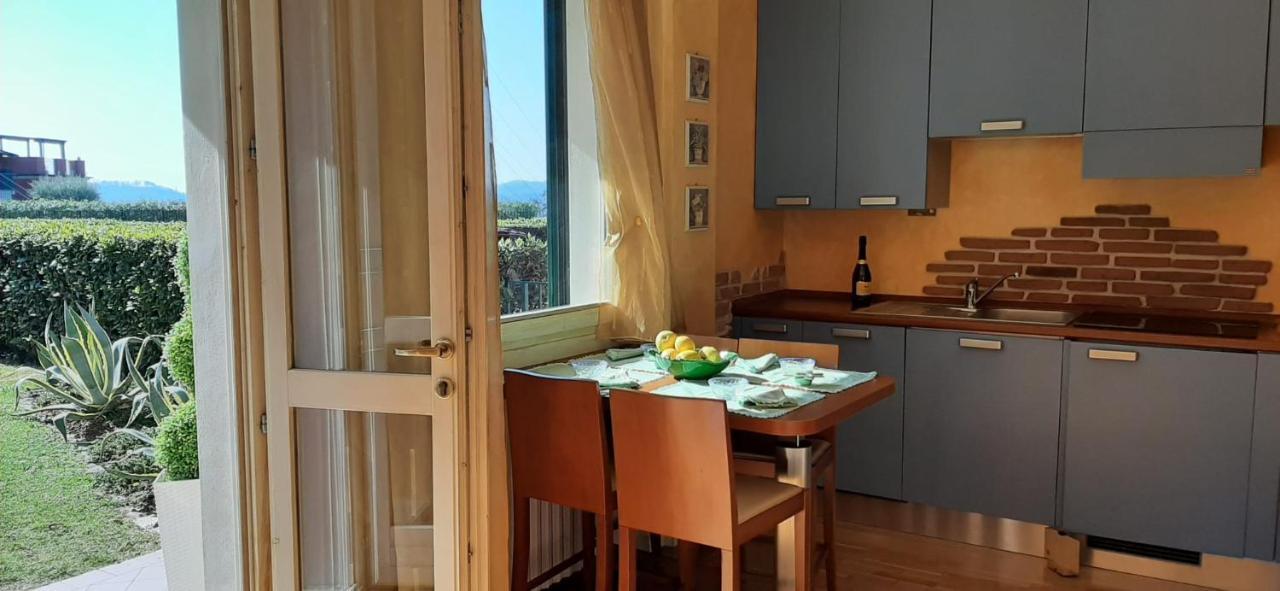 Holiday House Sole Salò Zewnętrze zdjęcie
